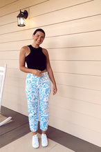Load image into Gallery viewer, The Carolyn Jeans
